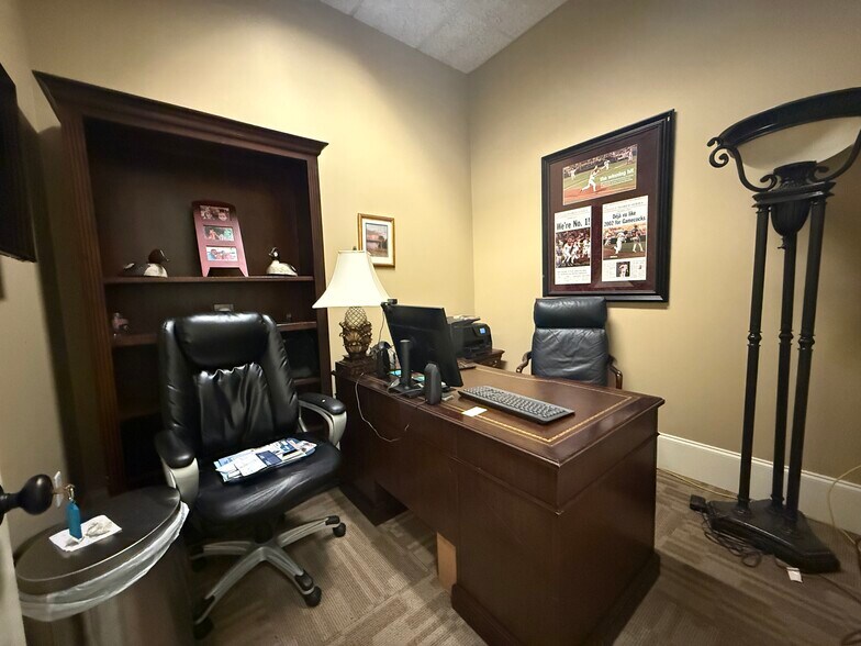 More Photos Of 1101 Greensboro Rd, Eatonton Coworking Space