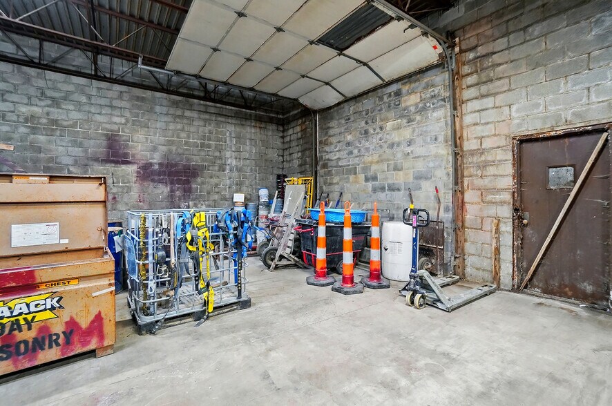 More Photos Of 2300 Ome Ave, Dayton Warehouse For Sale