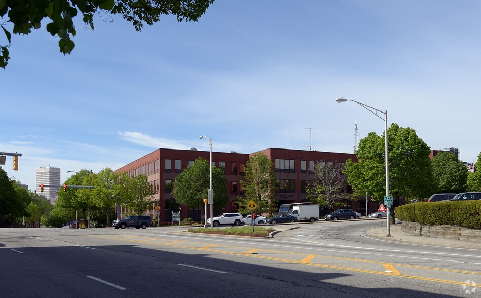 More Photos Of 10 Orms St, Providence Office For Lease