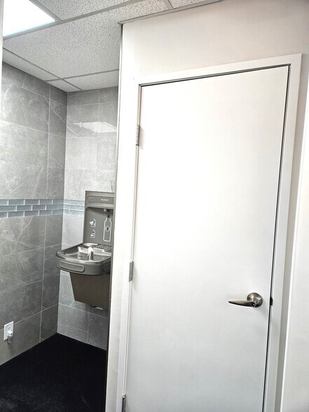 More Photos Of 1517 Fair Oaks Ave, South Pasadena Office For Lease