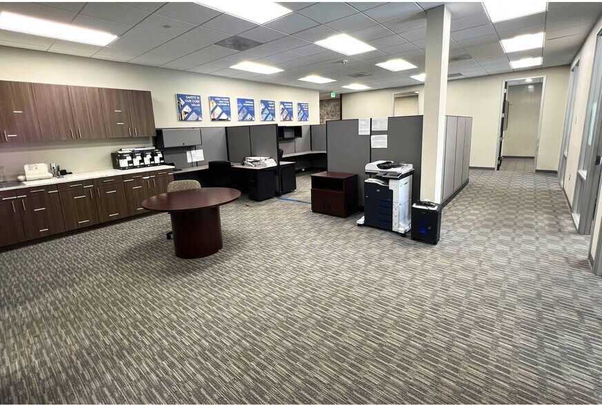 More Photos Of 5920 W William Cannon Dr, Austin Office For Sale