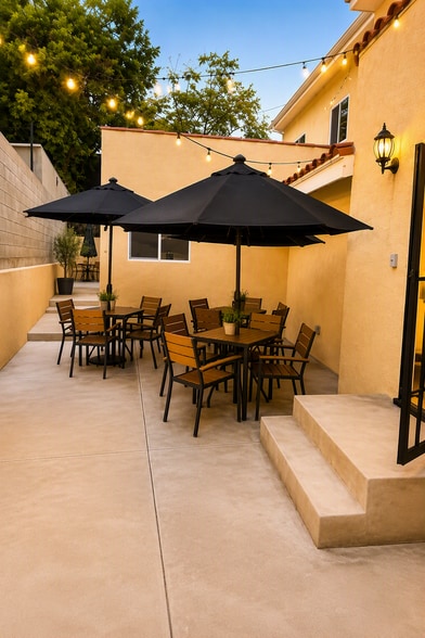 More Photos Of 1112 N Sherbourne Dr, West Hollywood Loft Creative Space For Lease