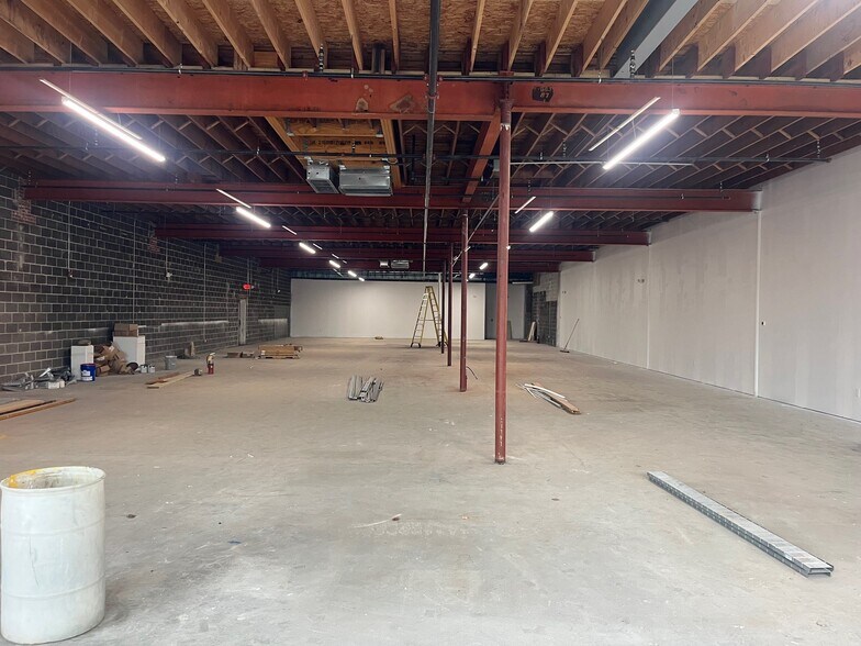 More Photos Of 1280-1290 Warwick Ave, Warwick Freestanding For Lease