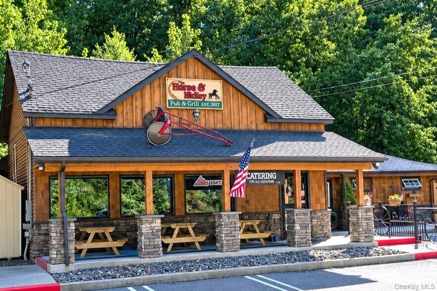 More Photos Of 809 Bloomingburg Rd, Bloomingburg Restaurant For Sale