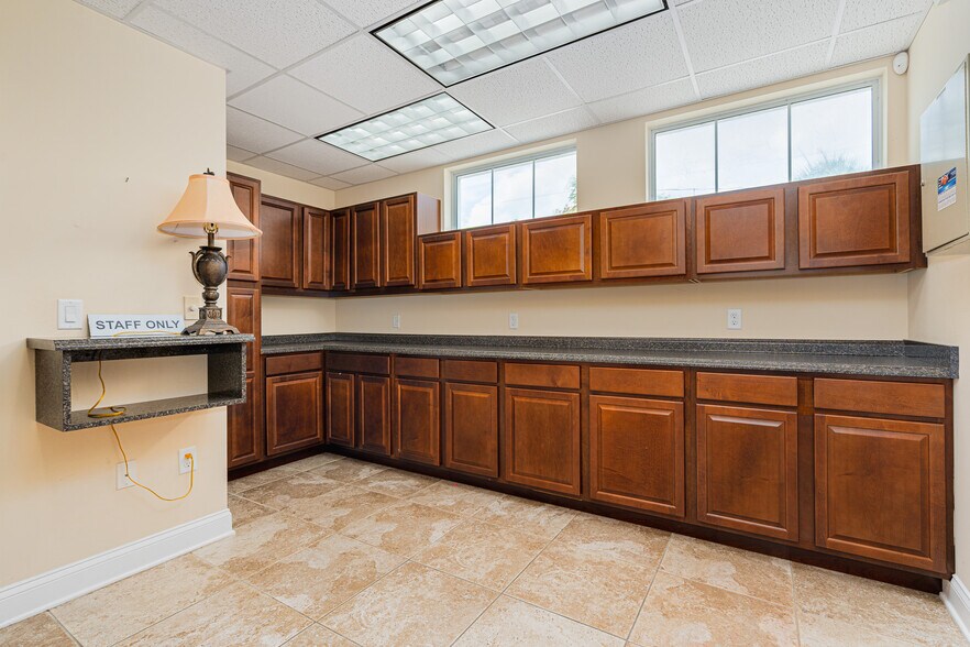 More Photos Of 51 Dunlawton Ave, Port Orange Office For Sale