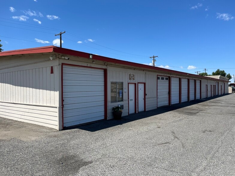 More Photos Of 615 N Fruitland St, Kennewick Self Storage For Sale