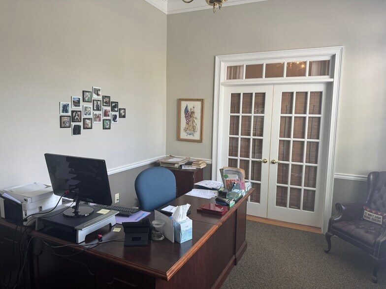More Photos Of 1500-1502 Abbey Ct, Alpharetta Office For Sale