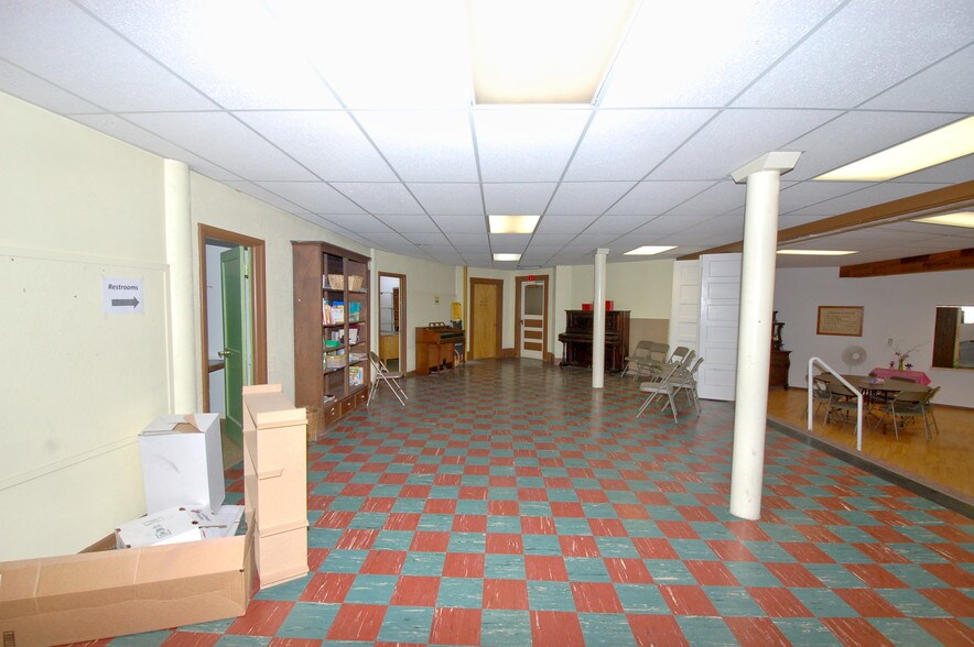 More Photos Of 352 SE 2nd St, Pendleton Loft Creative Space For Sale