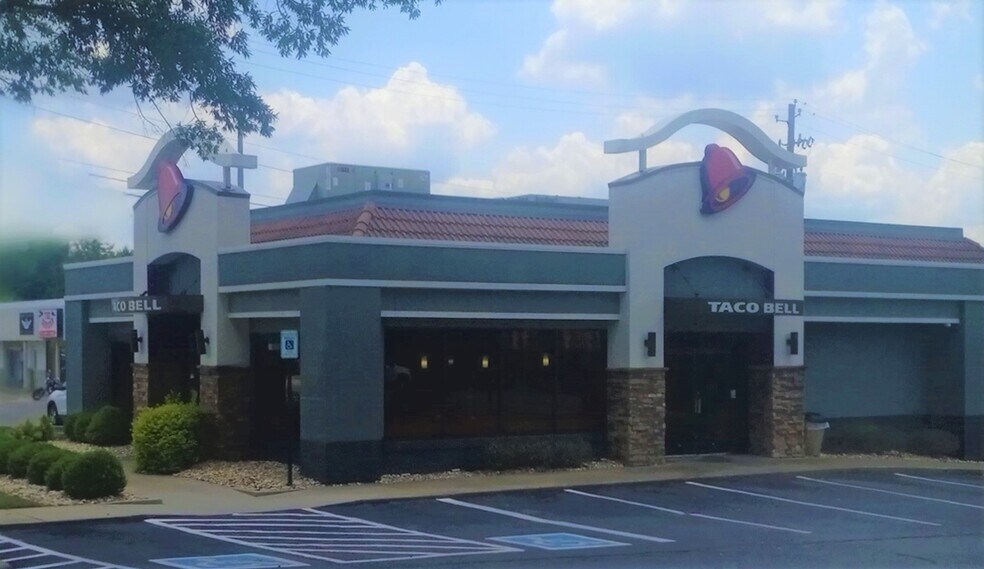 More Photos Of 935 N Daleville Ave, Daleville Fast Food For Sale