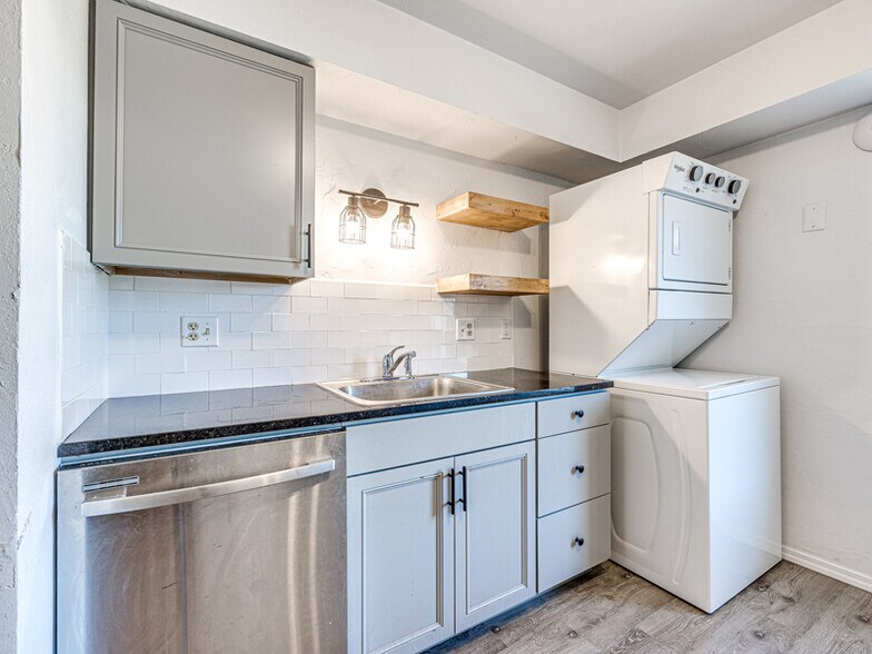 More Photos Of 127 N Duck St, Stillwater Apartments For Sale