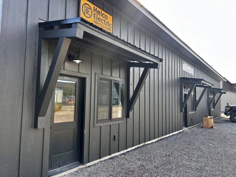 More Photos Of 77 Hunter Cir, Kalispell Industrial For Sale