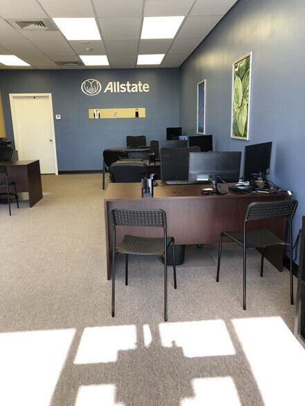 More Photos Of 2240 N Scottsdale Rd, Tempe General Retail For Lease