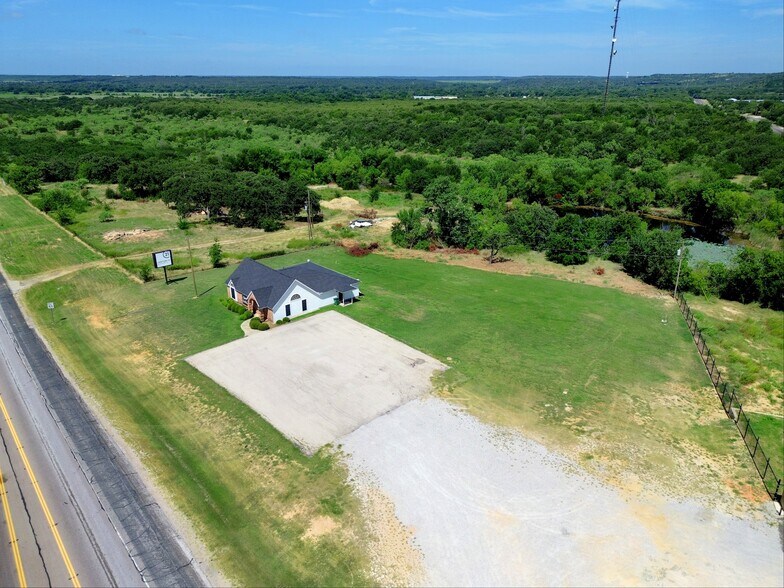 More Photos Of 192 W US Highway 380, Bridgeport Office For Sale
