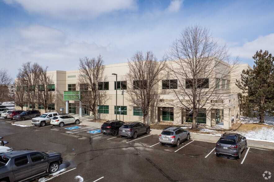 More Photos Of 331 S 104th St, Louisville Flex For Lease