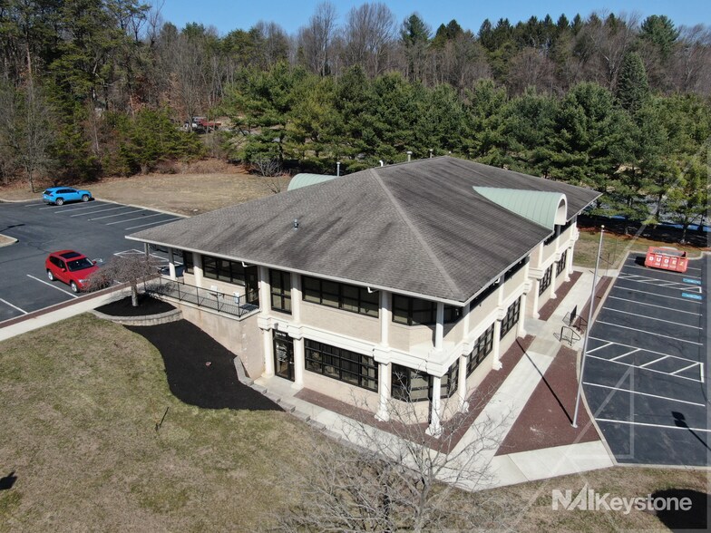 More Photos Of 2433 Morgantown Rd, Reading Office For Lease