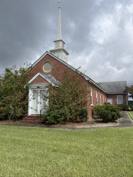 Primary Photo Of 21215 Buckhorn Quarter Rd, Courtland Religious Facility For Sale