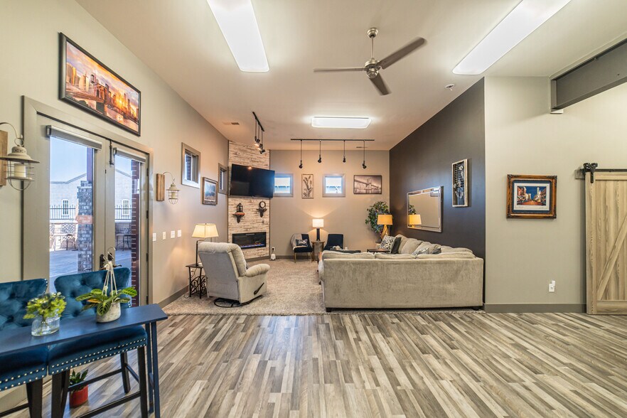 More Photos Of 333 N 9th St, Paducah Storefront Retail Residential For Sale