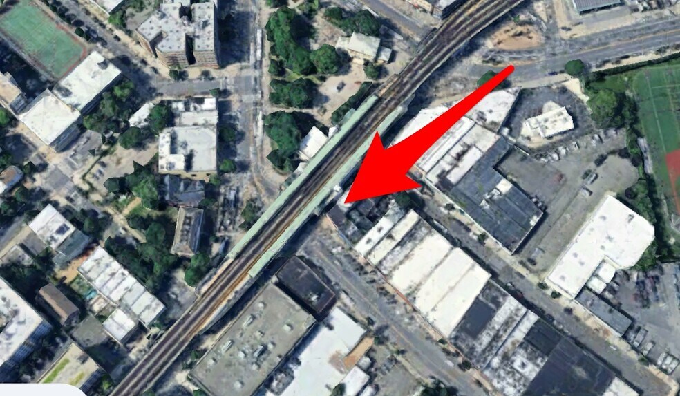 More Photos Of 135 Westchester Sq, Bronx Storefront Retail Office For Sale