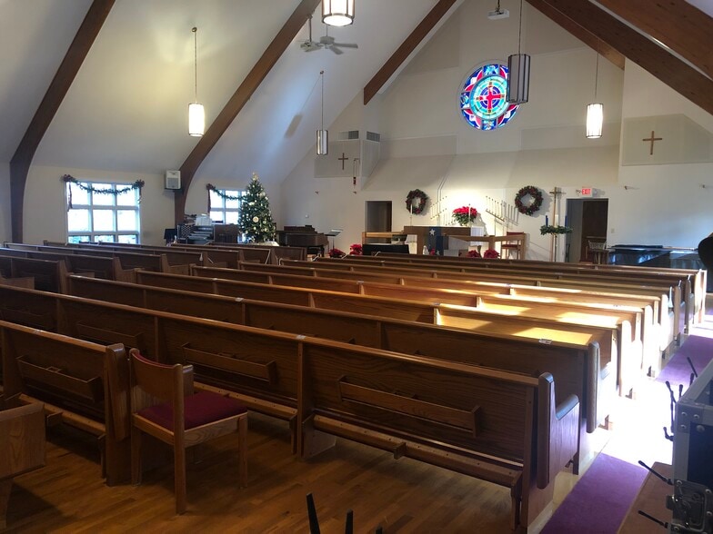 More Photos Of 722 Rockbridge Rd SW, Lilburn Religious Facility For Lease