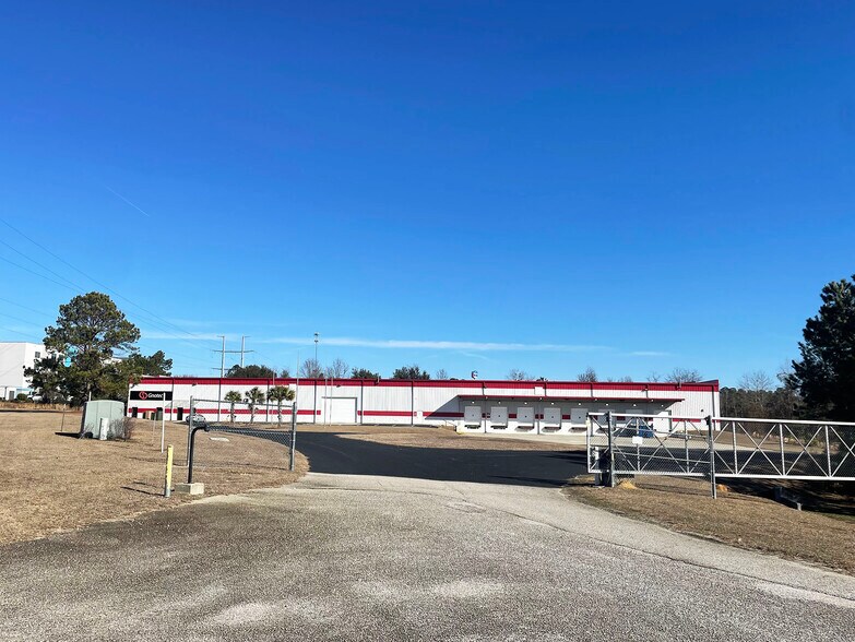 More Photos Of 152 Regional Pky, Orangeburg Distribution For Lease