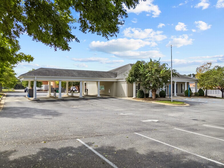 More Photos Of 239 Cedric St, Leesburg Office For Sale