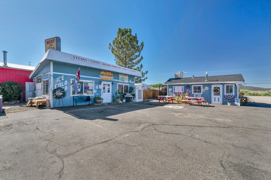 More Photos Of 198 Main St, Bridgeport Restaurant For Sale