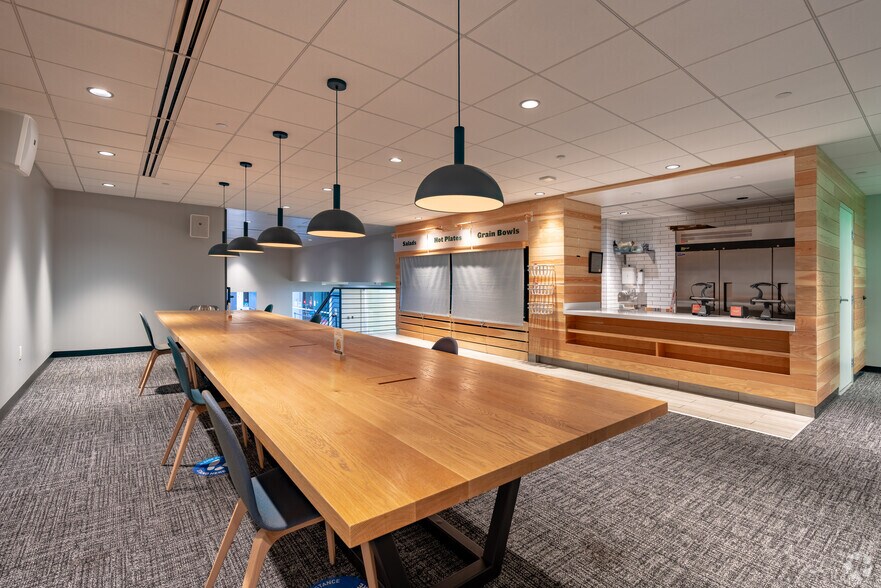 More Photos Of 11601 Wilshire Blvd, Los Angeles Office For Lease