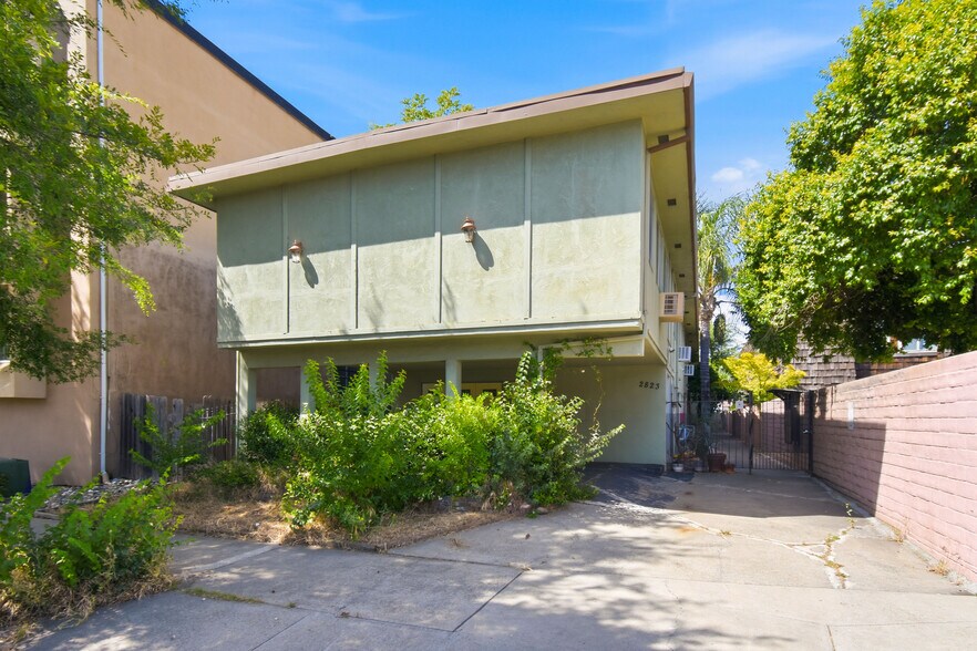 Primary Photo Of 2823 U St, Sacramento Apartments For Sale