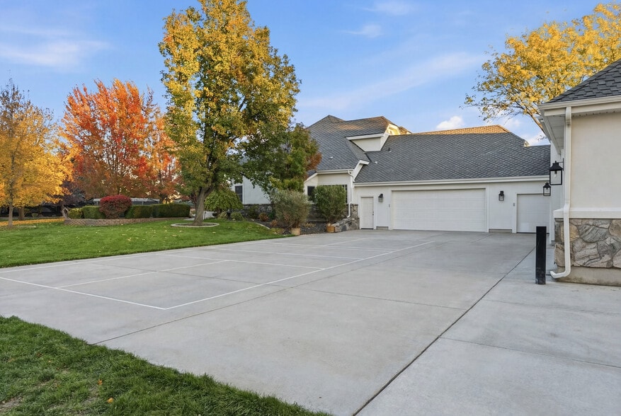 More Photos Of 2610 E Jasmine St, Meridian Flex For Sale