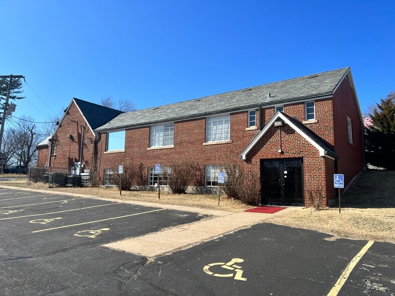 More Photos Of 5757 Blue Ridge Blvd, Raytown Religious Facility For Sale