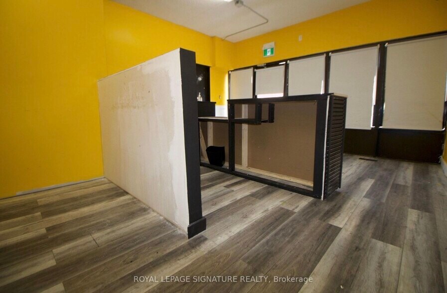 More Photos Of 1182 Weston Rd, Toronto Storefront Retail Residential For Lease