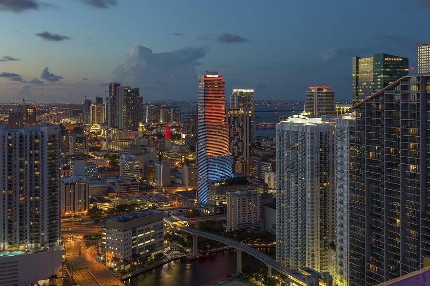 More Photos Of 86 SW 8th St, Miami Apartments For Lease