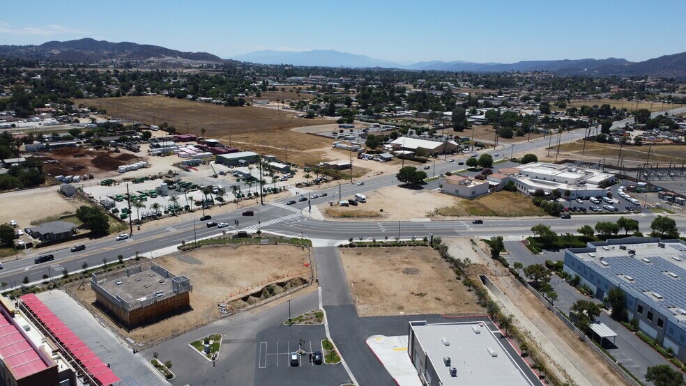 More Photos Of 33565 Mission Trail, Lake Elsinore Land For Lease