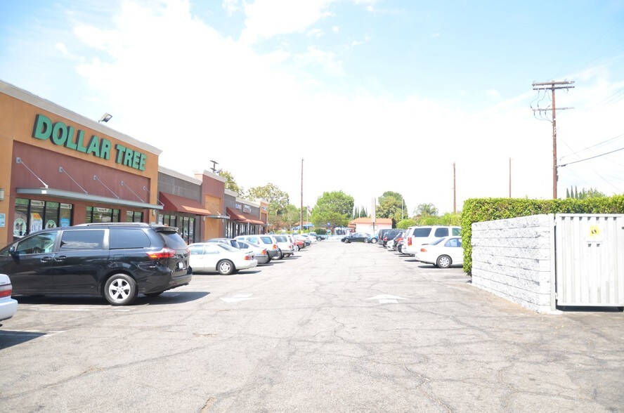 More Photos Of 8232-8254 White Oak Ave, Northridge Freestanding For Sale