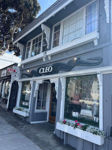 More Photos Of 711-735 S Coast Hwy, Laguna Beach Storefront For Lease