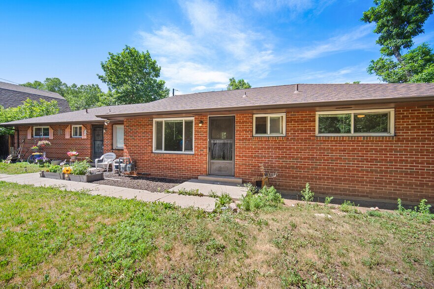 More Photos Of 126 W Cheyenne Rd, Colorado Springs Apartments For Sale