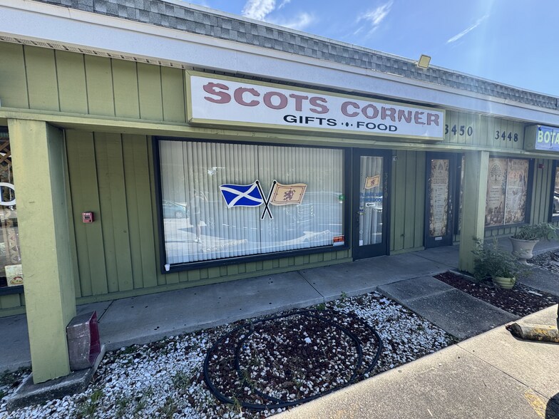 Primary Photo Of 3478-3480 17th St, Sarasota General Retail For Sale