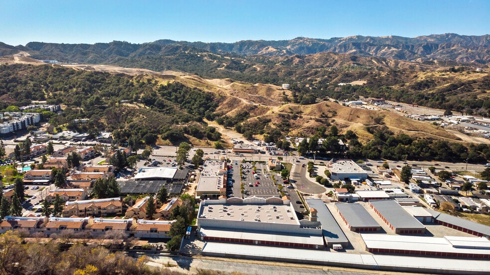 More Photos Of 23780 Newhall Ave, Santa Clarita Unknown For Lease