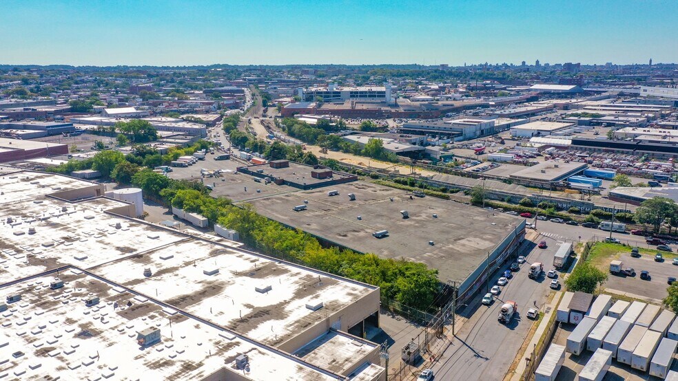 More Photos Of 50-35 56th Rd, Maspeth Warehouse For Lease