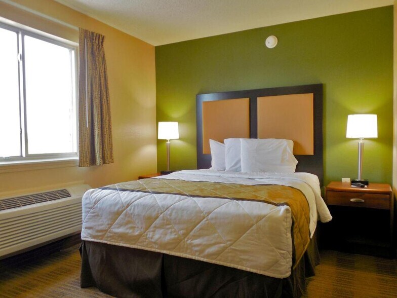 More Photos Of 572 E Beasley Rd, Jackson Hotel For Sale