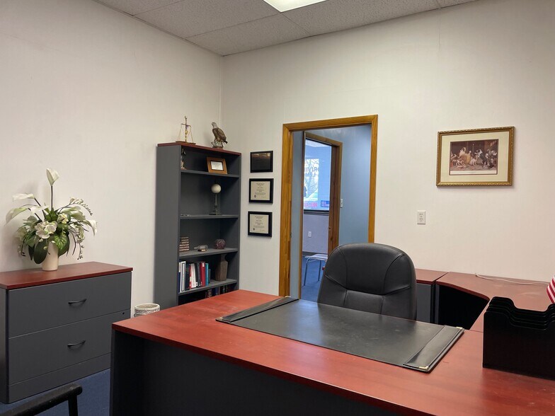 More Photos Of 1751 Lincoln Hwy, North Versailles Office For Lease
