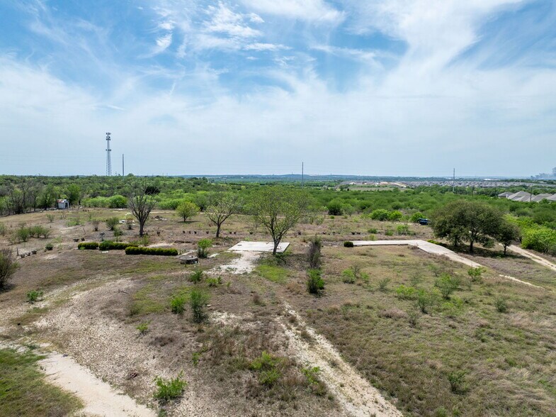 More Photos Of 409 Franks Rd, New Braunfels Land For Sale