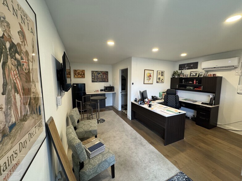 More Photos Of 2726-2732 Pemberton Dr, Apopka Warehouse For Sale