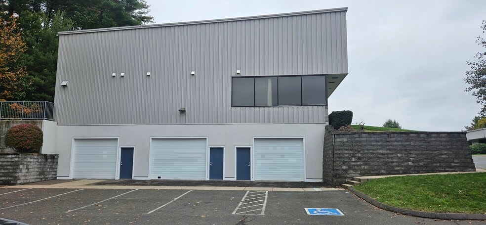 More Photos Of 12 Cheryl Dr, Canton Manufacturing For Lease