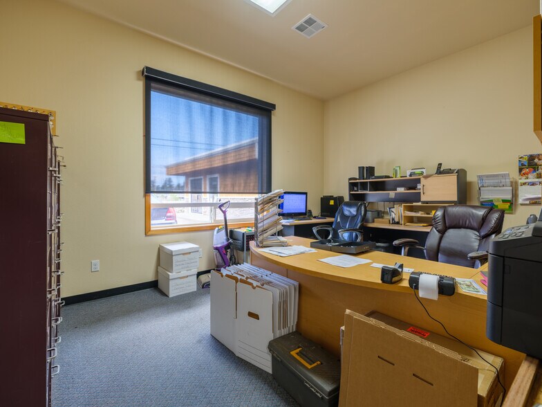 More Photos Of 3003 Highway 101 N, Gearhart Self Storage For Sale