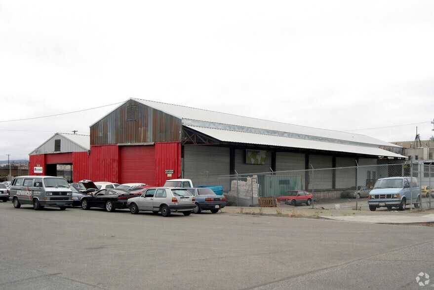 More Photos Of 1401 Illinois St, San Francisco Warehouse For Lease