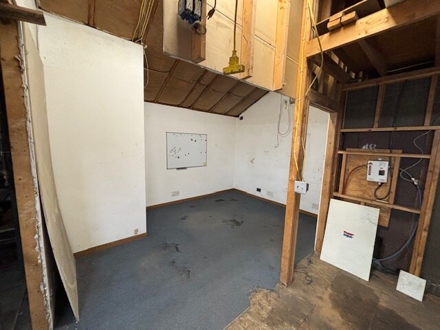 More Photos Of 205 S 5th St, Francisco Warehouse For Sale