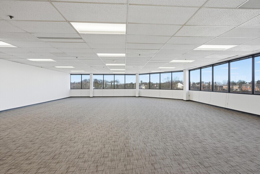 More Photos Of 8790 Governors Hill Dr, Cincinnati Office For Lease