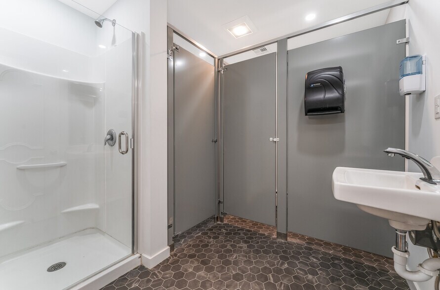 More Photos Of 2431 Route 57 East, Washington Office Residential For Sale