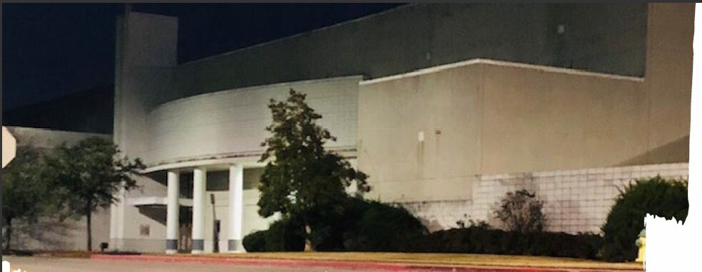 Primary Photo Of 1000 Turtle Creek Dr, Hattiesburg Unknown For Lease